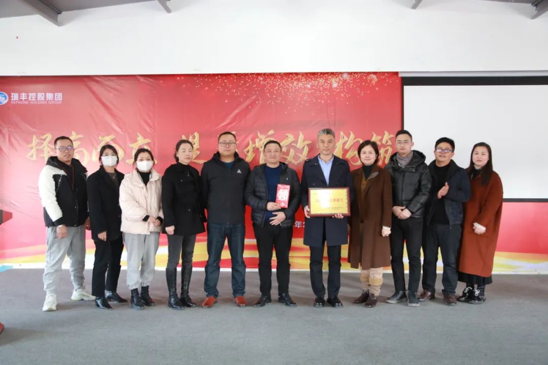 f688a563299edebb65e6324d99df9aed.jpg